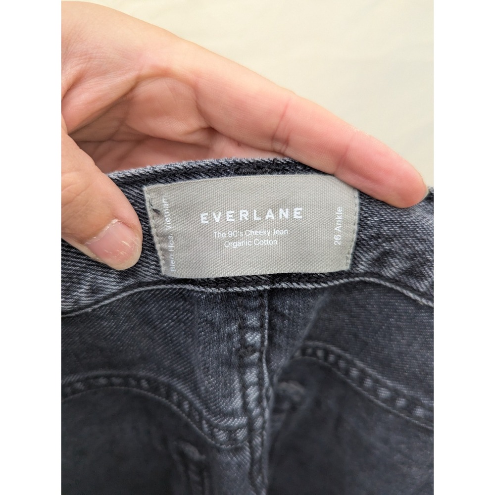 Everlane The 90s Cheeky Jeans Organic Cotton Black Distressed Ankle Size 26 - Picture 7 of 8
